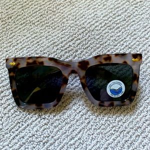 I-Sea sunglasses NWT